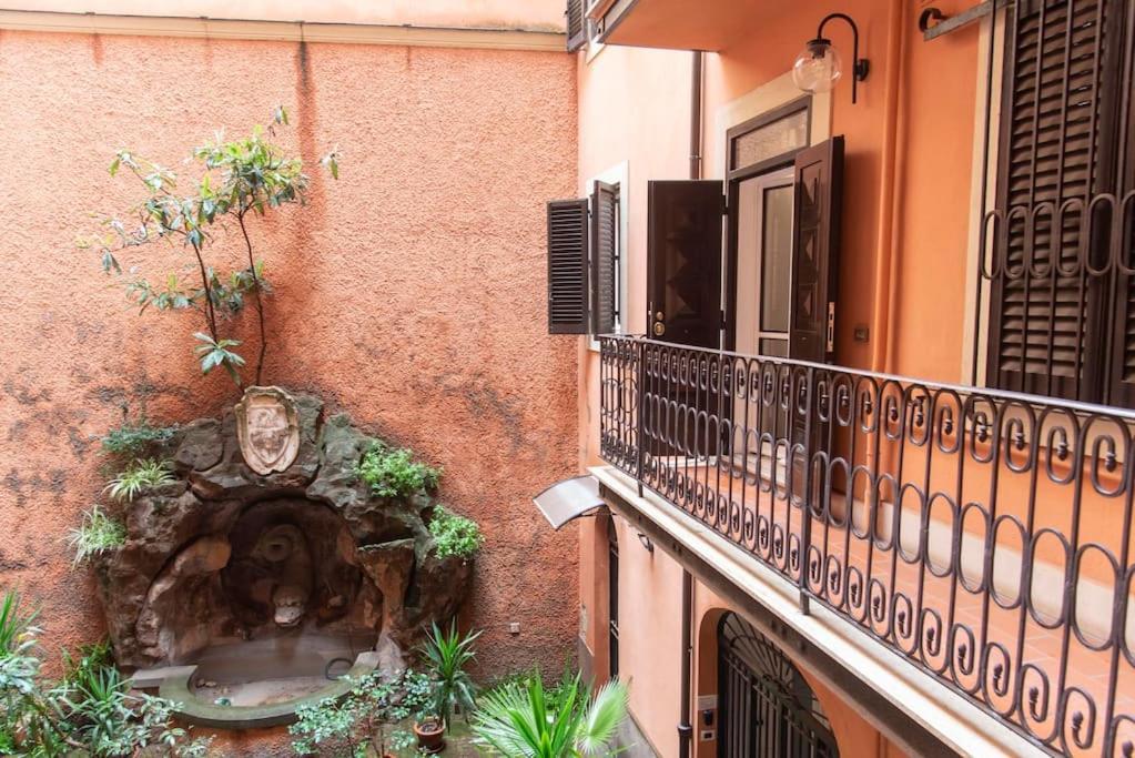 Welcome To The Colossehome Roma